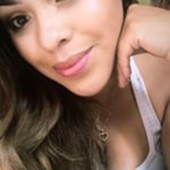 Meet your Posher, Berenice - Picture 2 of 4